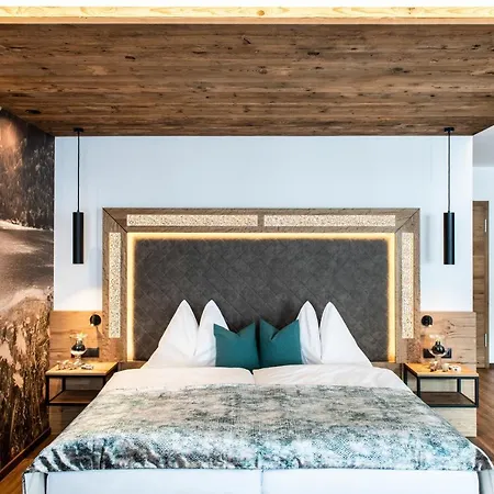 Wohlfuehlhotel Innertalerhof Герлос