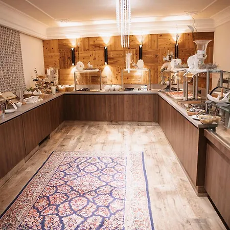 Готель Wohlfuehlhotel Innertalerhof Герлос